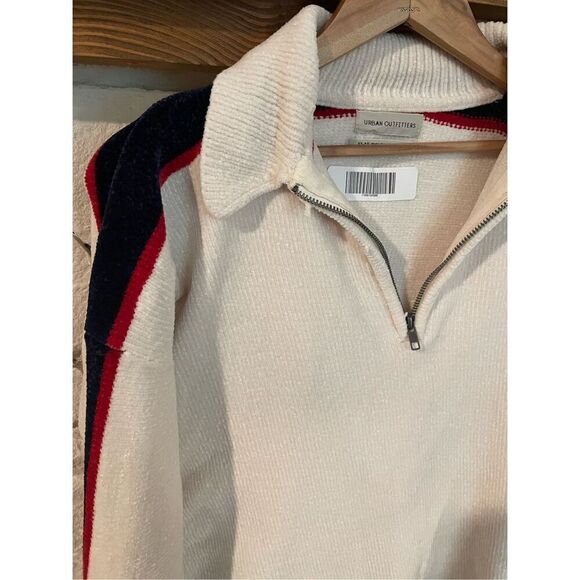 Urban Outfitters Womens White Juno Chenille Velour Quarter Zip Sweater XS - Picture 3 of 6
